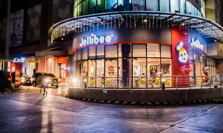 Jollibee 1 768x458