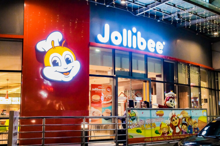 Jollibee 2 768x512